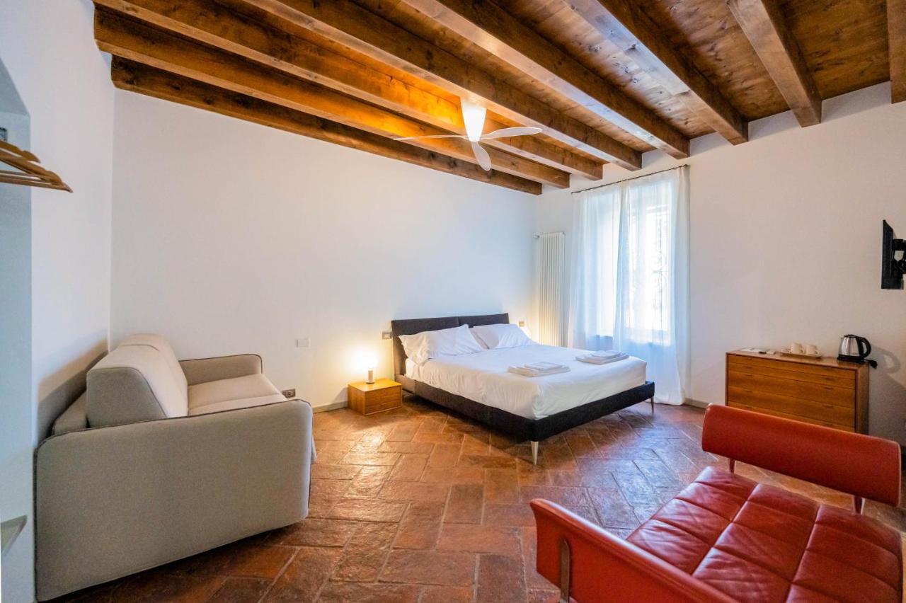 Casa Viola Lägenhet Bergamo Exteriör bild