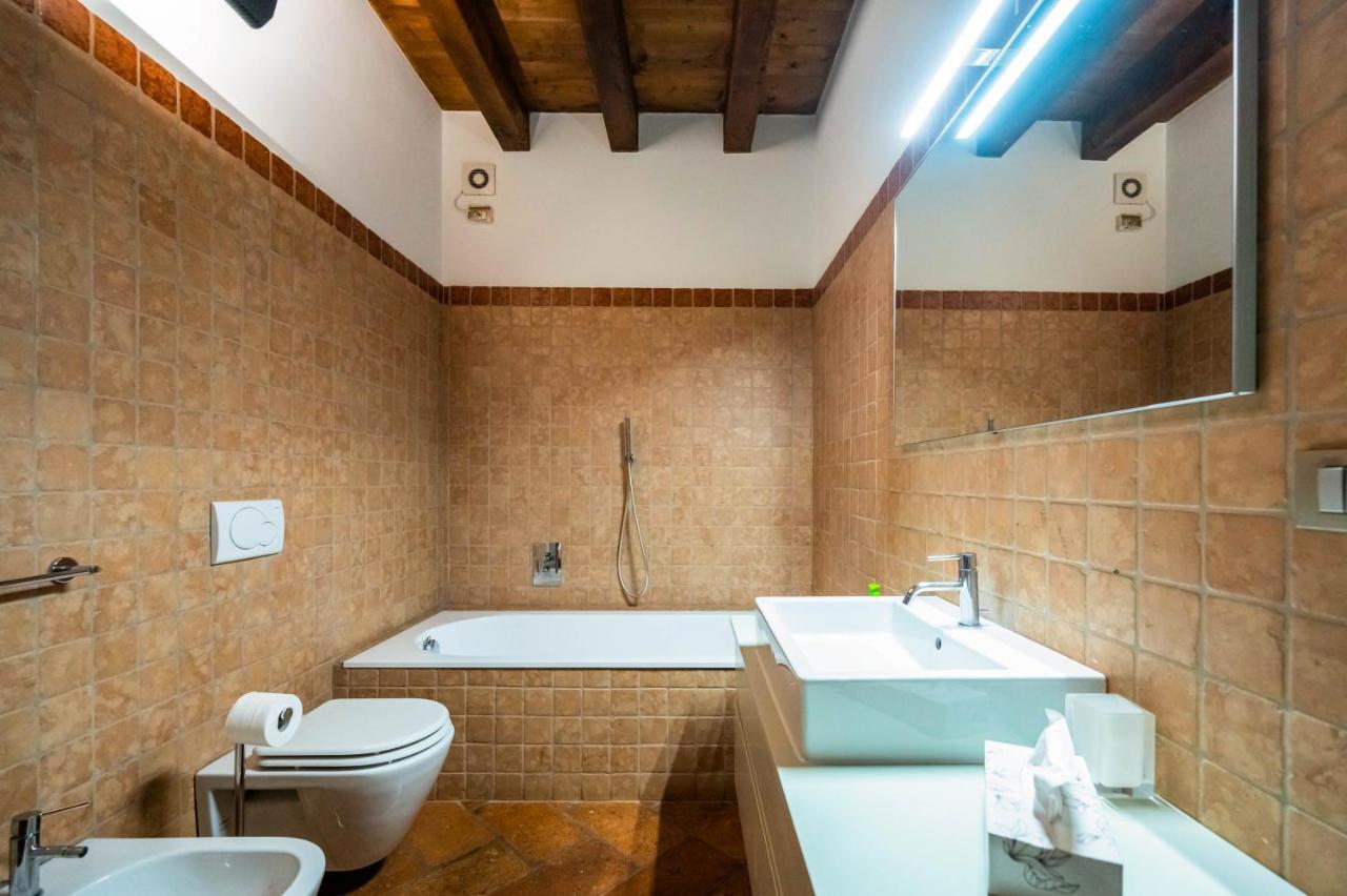 Casa Viola Lägenhet Bergamo Exteriör bild