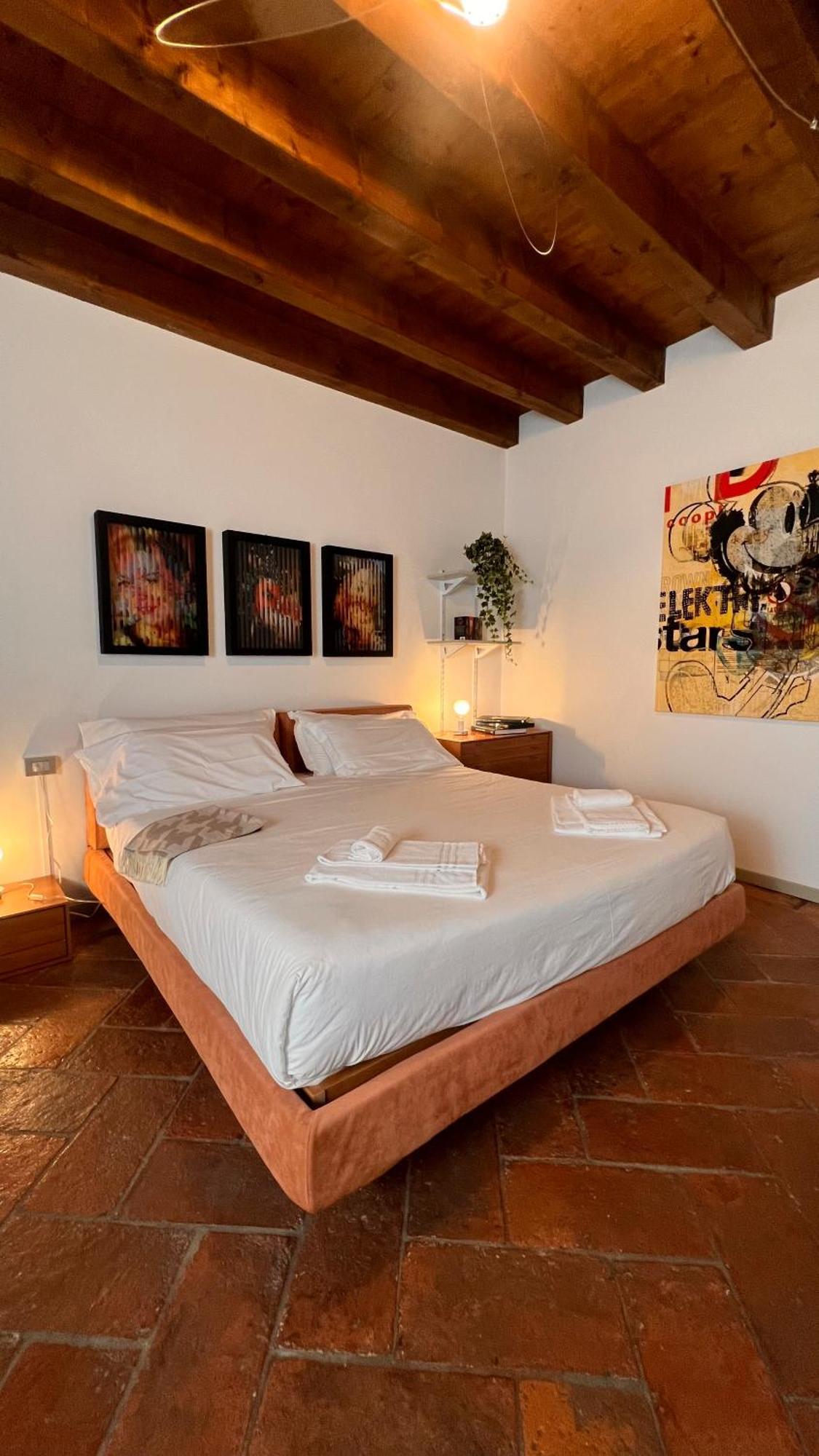 Casa Viola Lägenhet Bergamo Exteriör bild